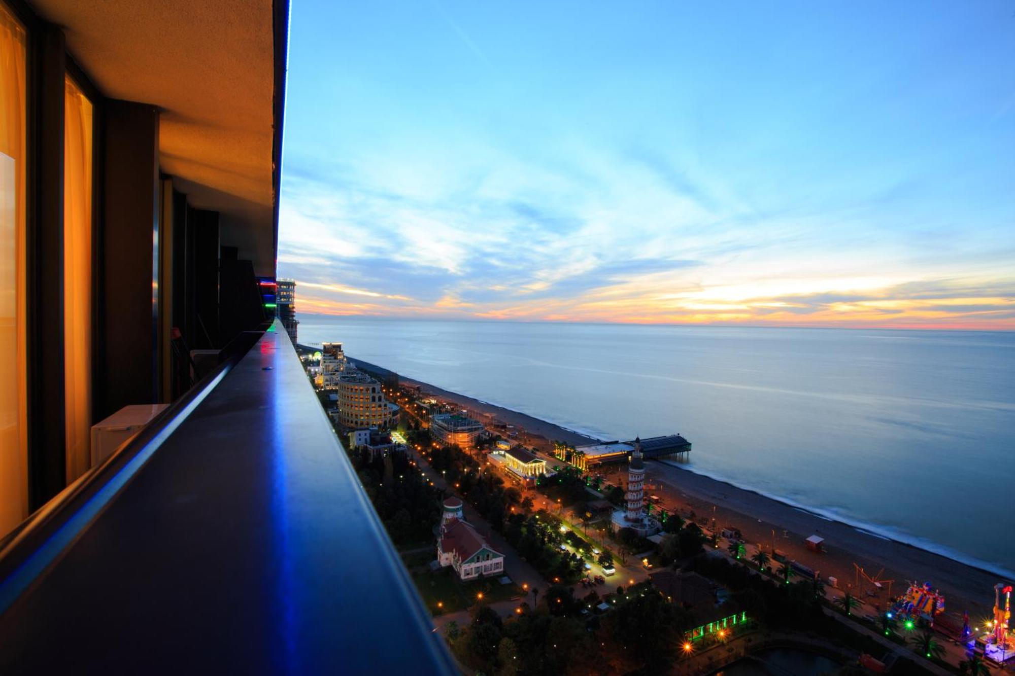 Orbi City Sea View Batumi Exterior foto
